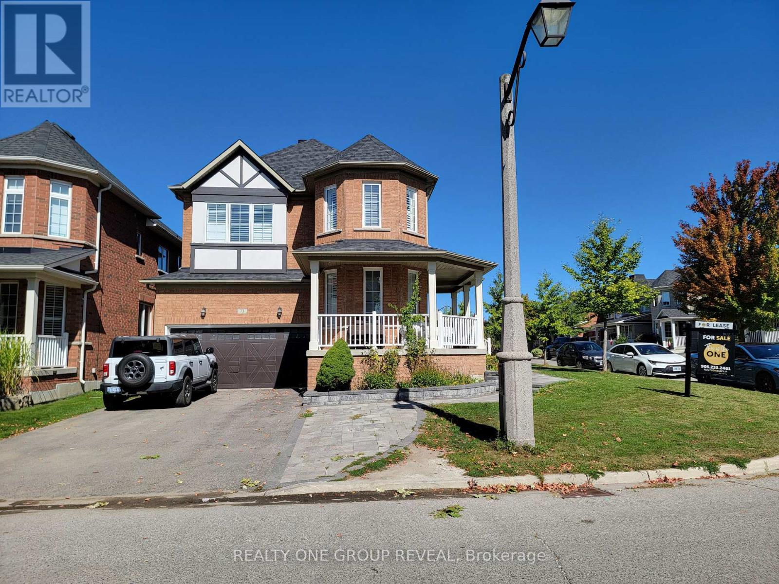 73 Isabella Garden Lane, Whitchurch-Stouffville, Ontario  L4A 0L4 - Photo 2 - N12415523