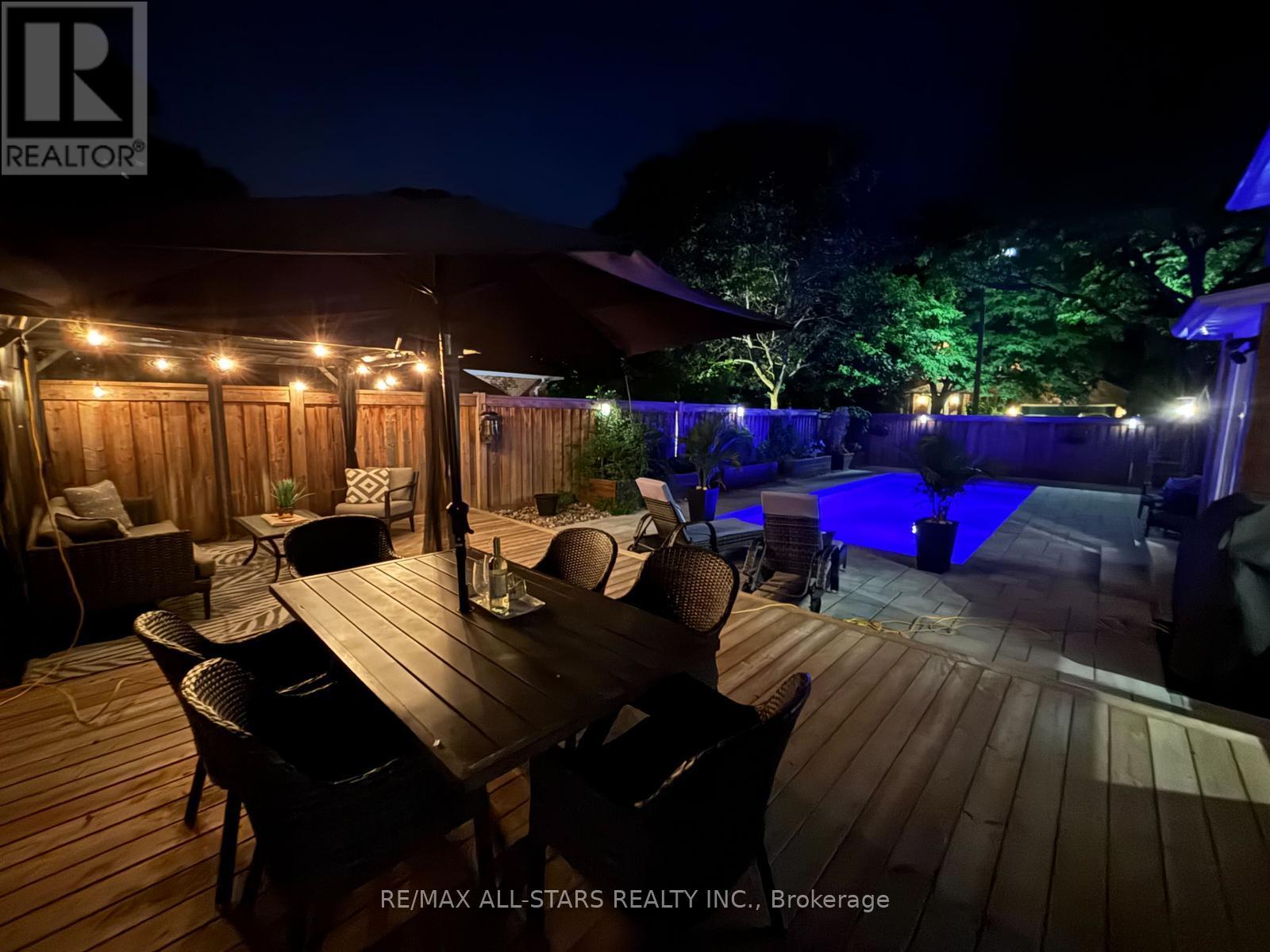 22 DORMAN DRIVE, Whitchurch-Stouffville, Ontario