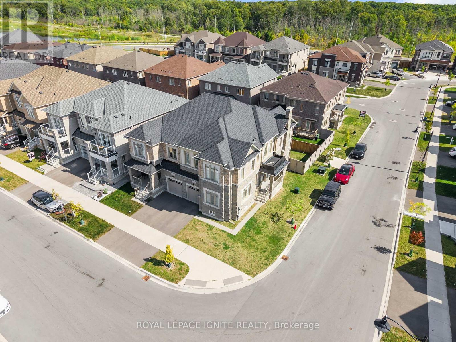 4 GREAT FALLS BOULEVARD, Hamilton, Ontario