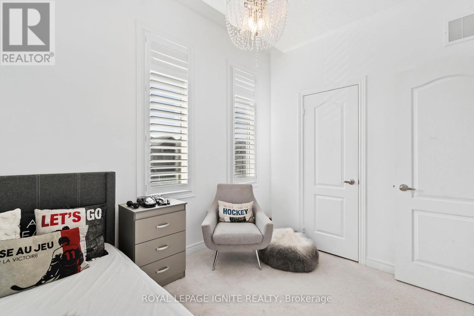 4 Great Falls Boulevard, Hamilton, Ontario  L8B 1X7 - Photo 40 - X12415106