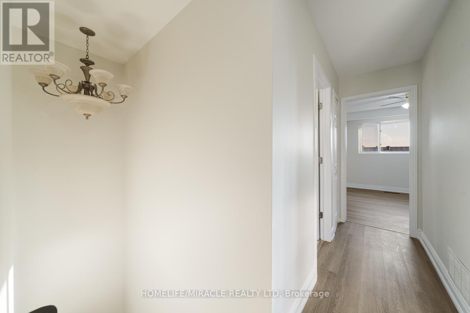 100 Kozlov Street, Barrie, Ontario  L4N 4P9 - Photo 18 - S12415653