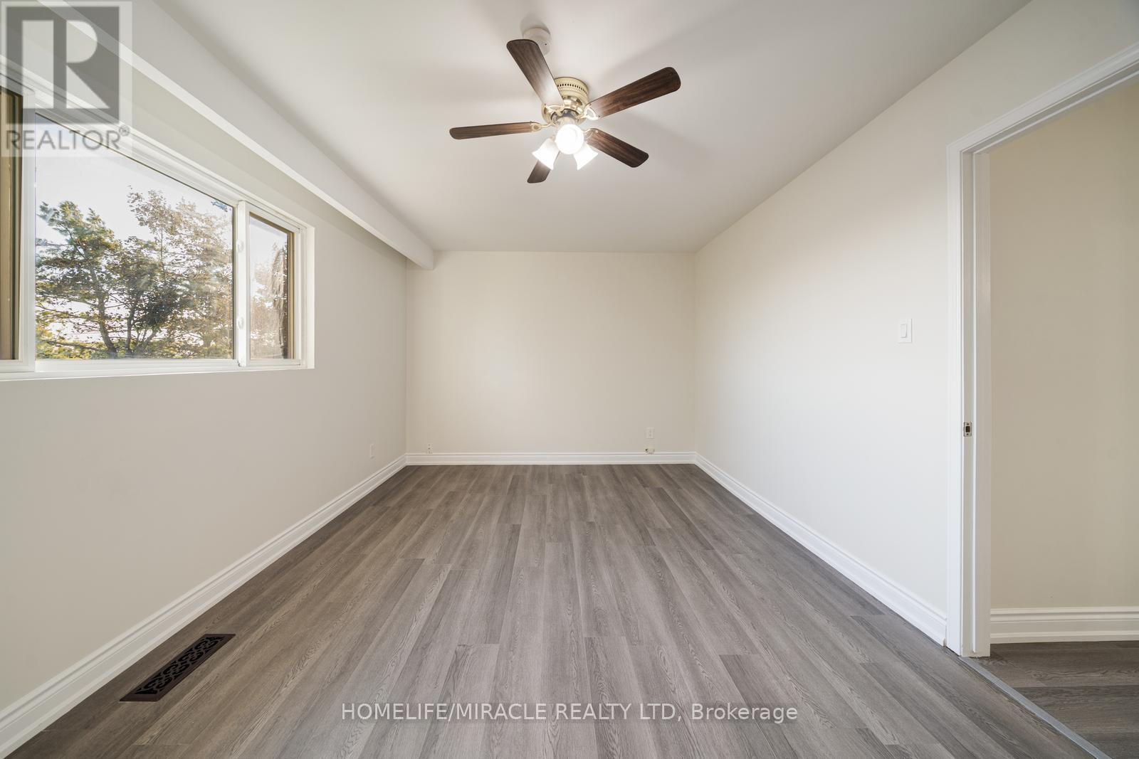 100 Kozlov Street, Barrie, Ontario  L4N 4P9 - Photo 20 - S12415653