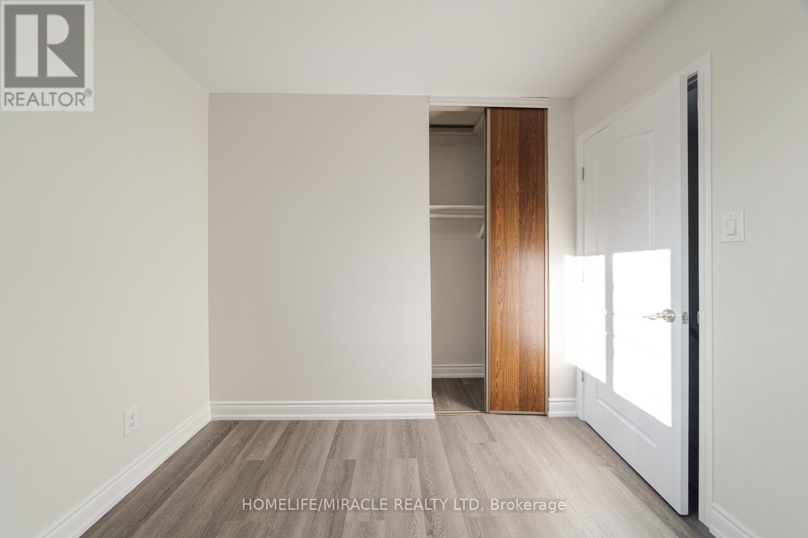 100 Kozlov Street, Barrie, Ontario  L4N 4P9 - Photo 24 - S12415653