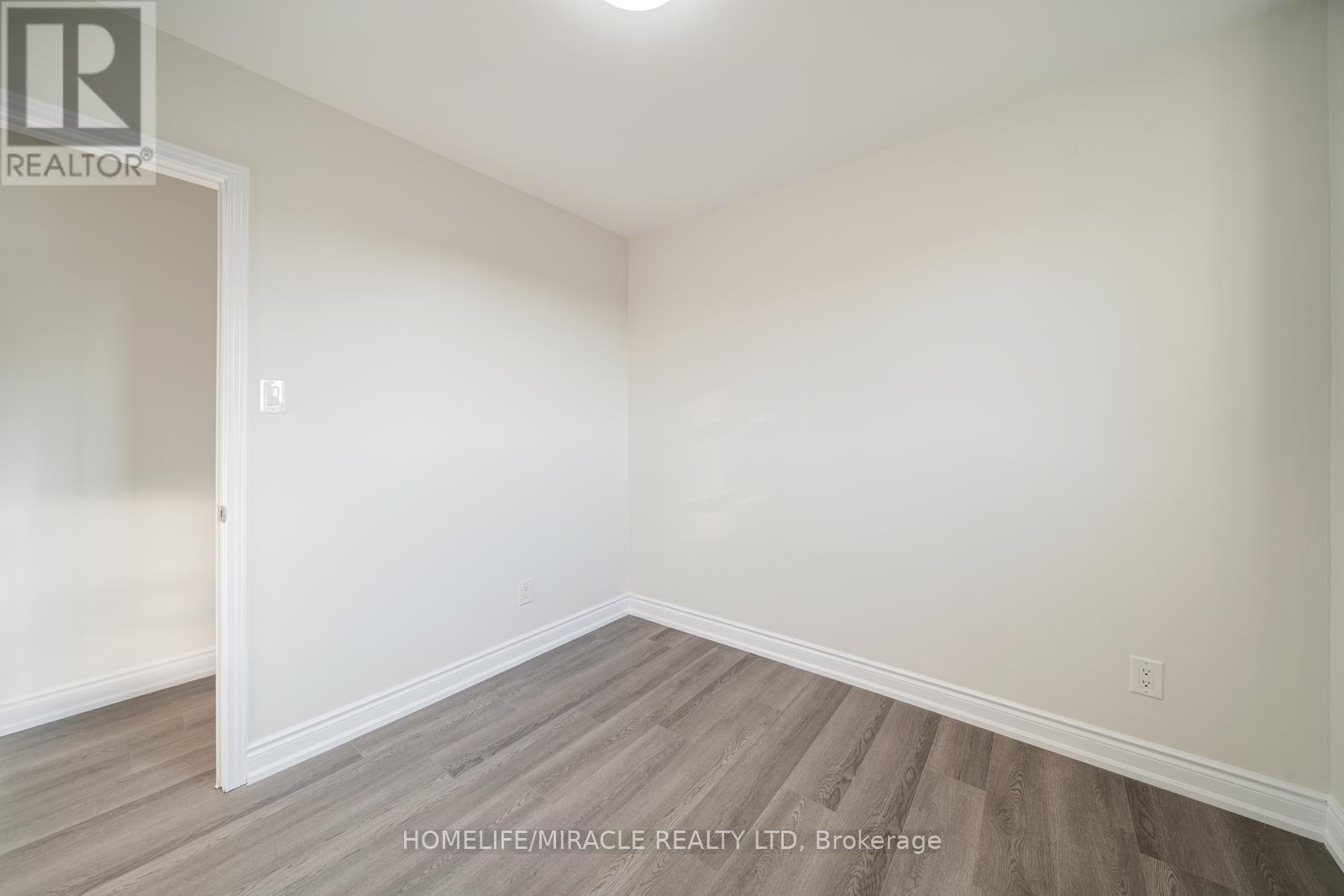 100 Kozlov Street, Barrie, Ontario  L4N 4P9 - Photo 26 - S12415653