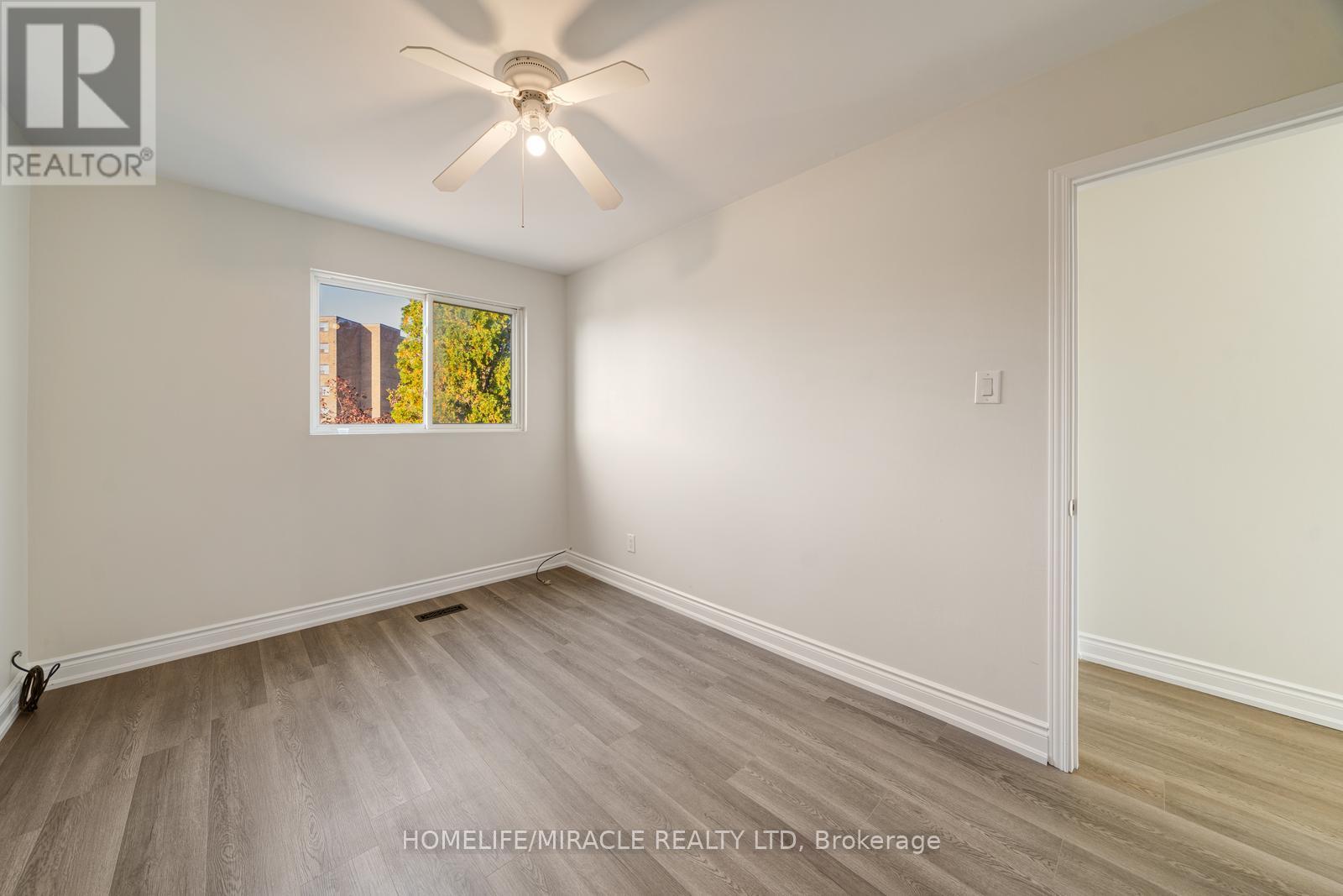 100 Kozlov Street, Barrie, Ontario  L4N 4P9 - Photo 30 - S12415653