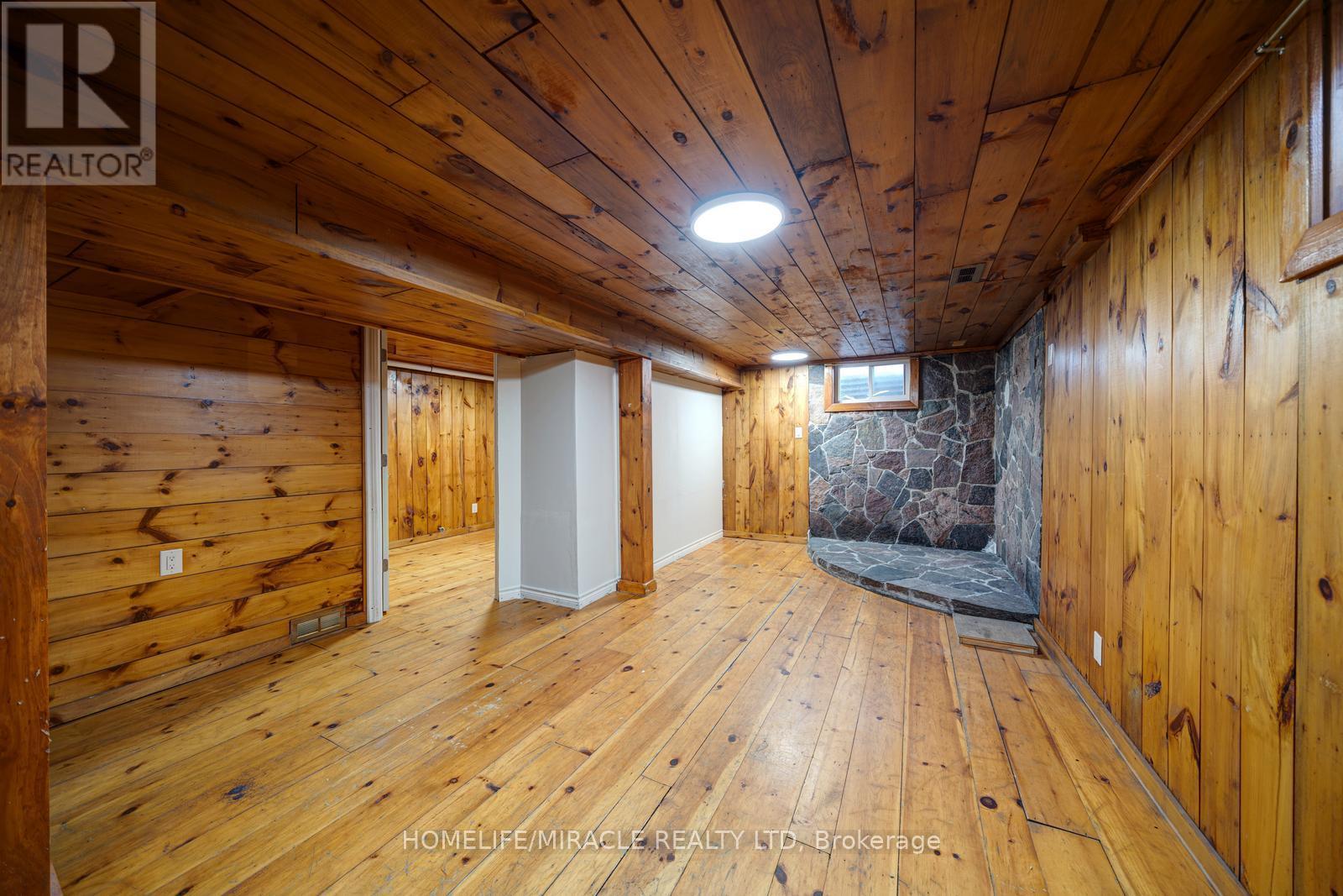 100 Kozlov Street, Barrie, Ontario  L4N 4P9 - Photo 36 - S12415653
