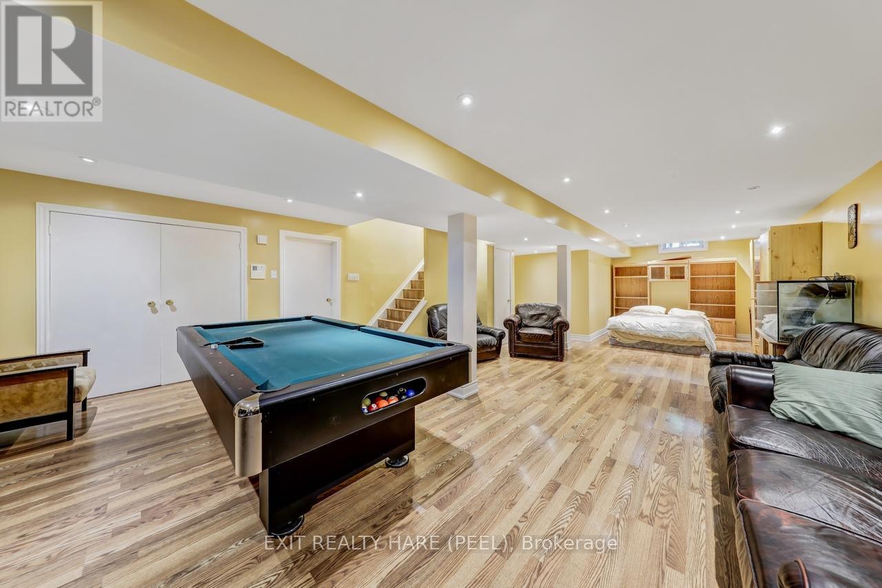 212 Vodden Street W, Brampton (Brampton West), Ontario  L6X 2V3 - Photo 40 - W12415606