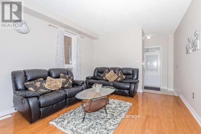 Upper - 4 Charcoal Way, Brampton, Ontario  M5M 3Y3 - Photo 4 - W12415647