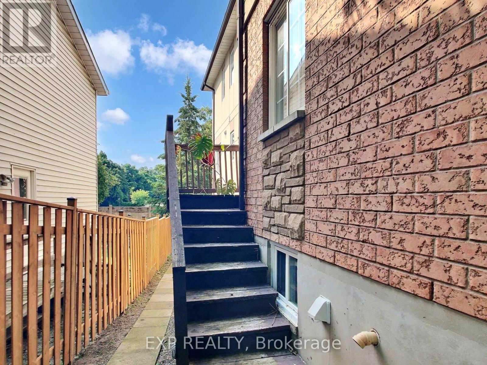 6 English Street, Brampton, Ontario  L6X 1L4 - Photo 27 - W12415665
