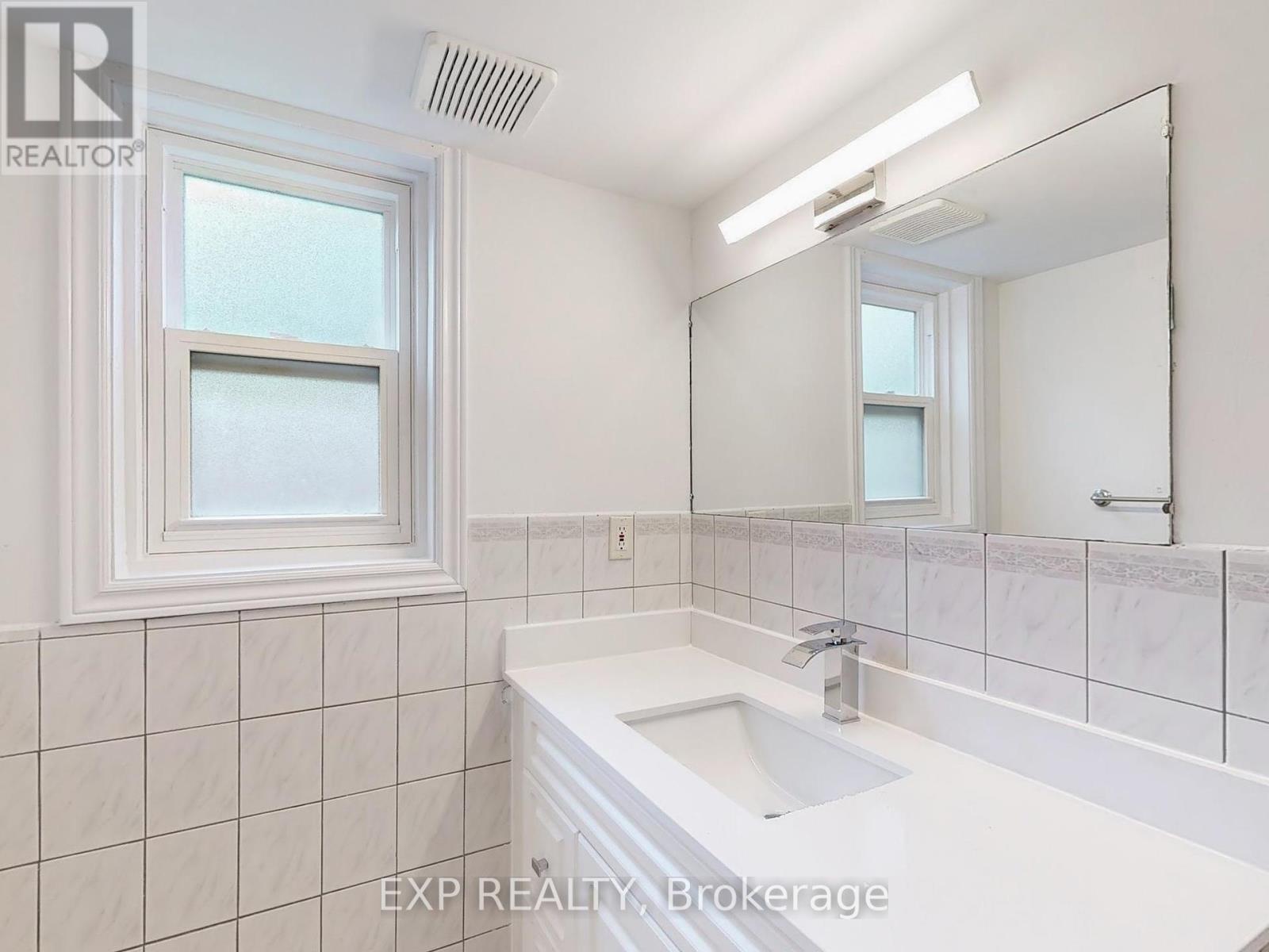 6 English Street, Brampton, Ontario  L6X 1L4 - Photo 47 - W12415665