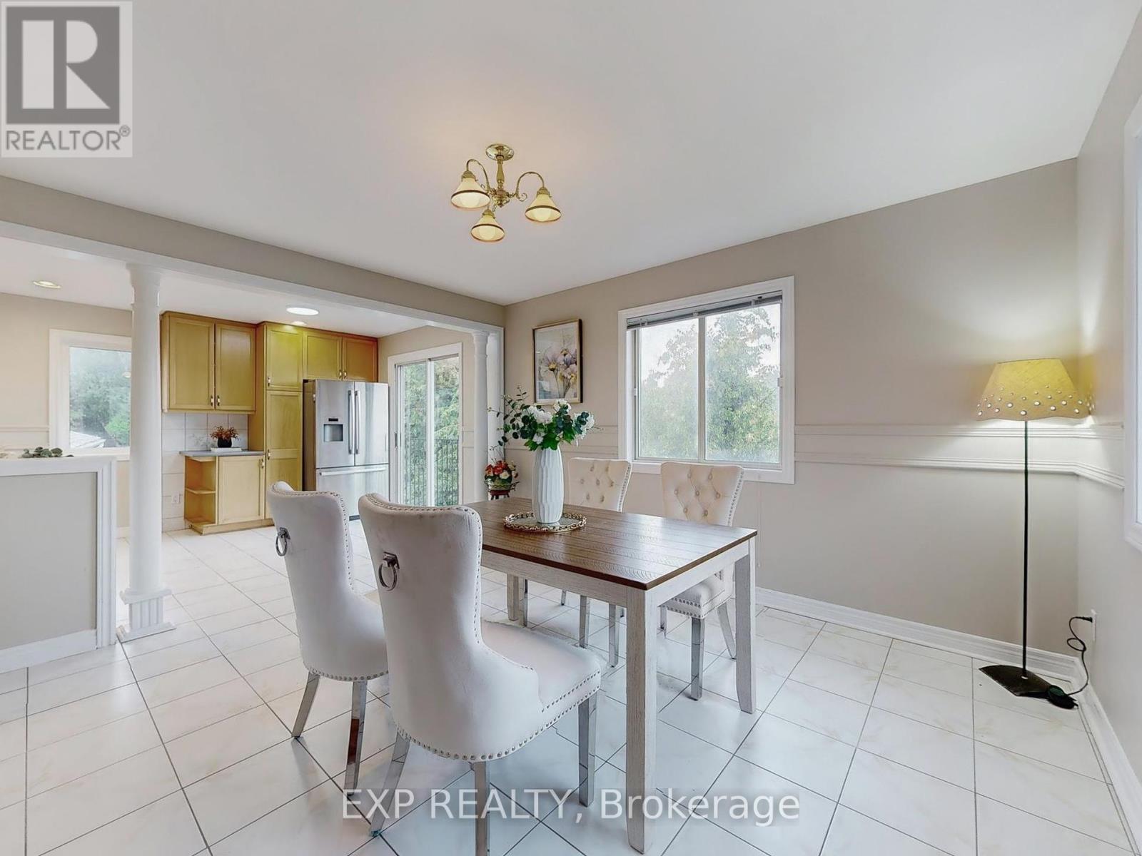 6 English Street, Brampton, Ontario  L6X 1L4 - Photo 9 - W12415665