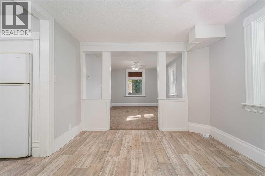 Property at 730 17 Street N image 3