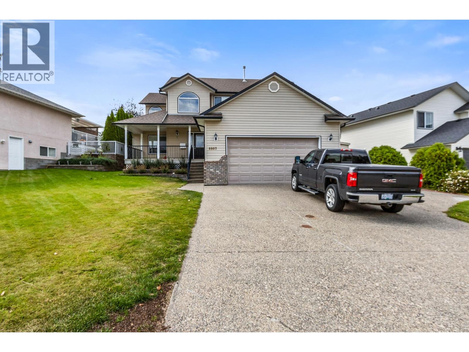 <div class="slider-price">$739,900</div><p>6807 Westmount Drive, Prince George, British Columbia</p>