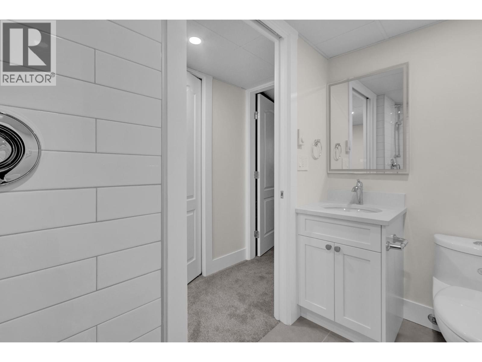 6807 Westmount Drive, Prince George, British Columbia  V2N 6R5 - Photo 24 - R3050100