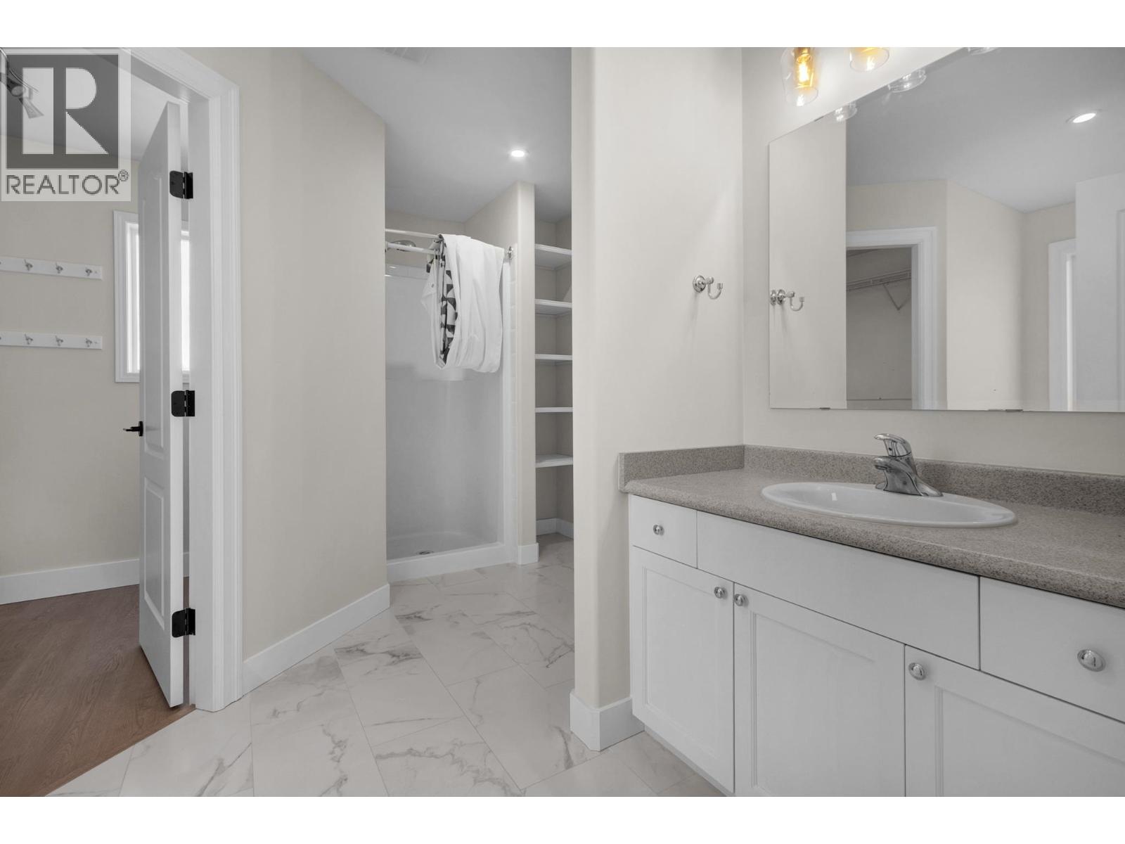 6807 Westmount Drive, Prince George, British Columbia  V2N 6R5 - Photo 33 - R3050100