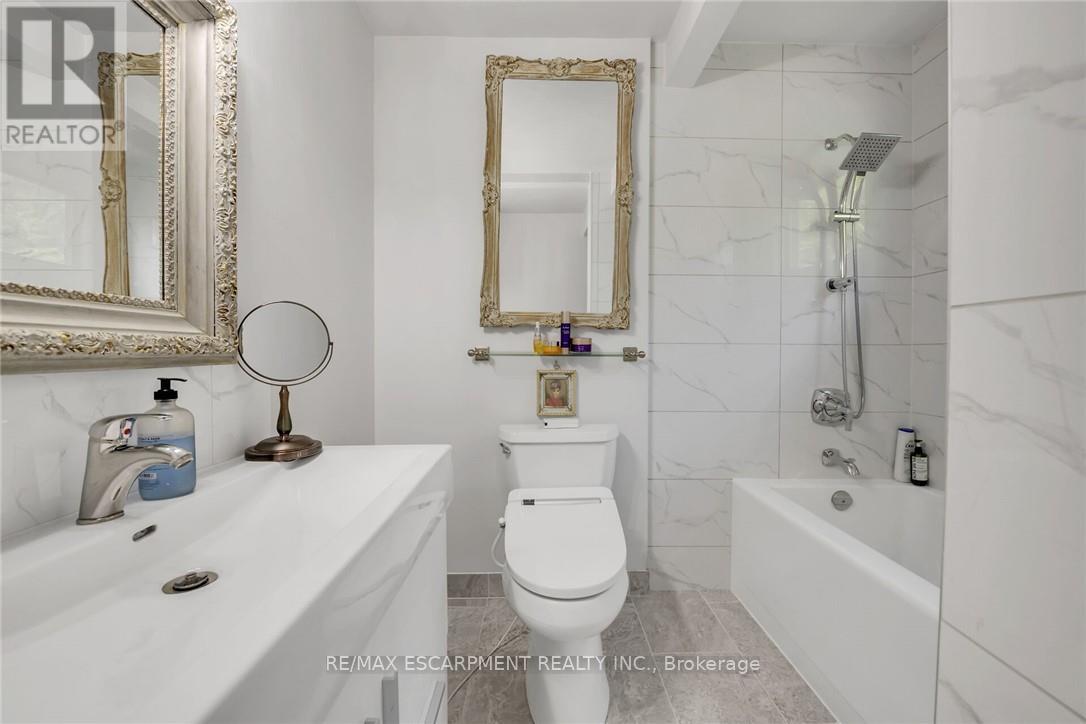 148 Lakeshore Road, St. Catharines, Ontario  L2N 2V1 - Photo 27 - X12415519
