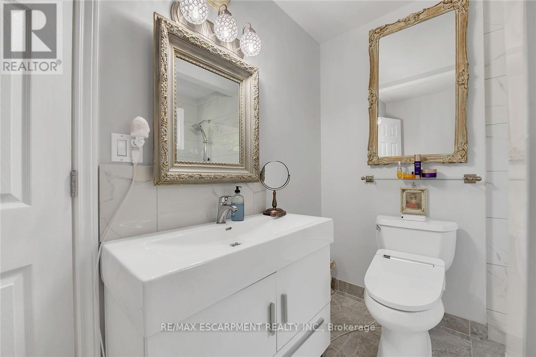 148 Lakeshore Road, St. Catharines, Ontario  L2N 2V1 - Photo 28 - X12415519