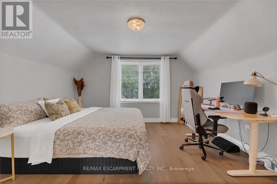 148 Lakeshore Road, St. Catharines, Ontario  L2N 2V1 - Photo 34 - X12415519
