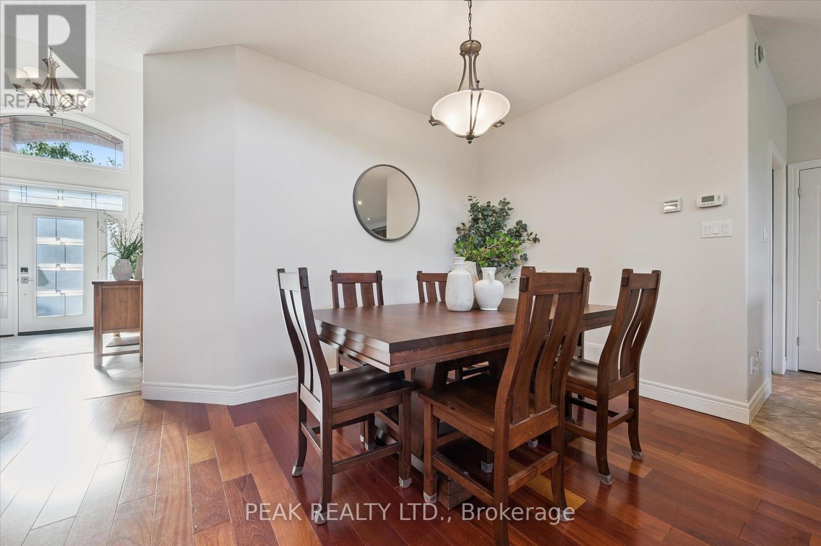 308 Townsend Drive, Woolwich, Ontario  N0B 1M0 - Photo 8 - X12415534
