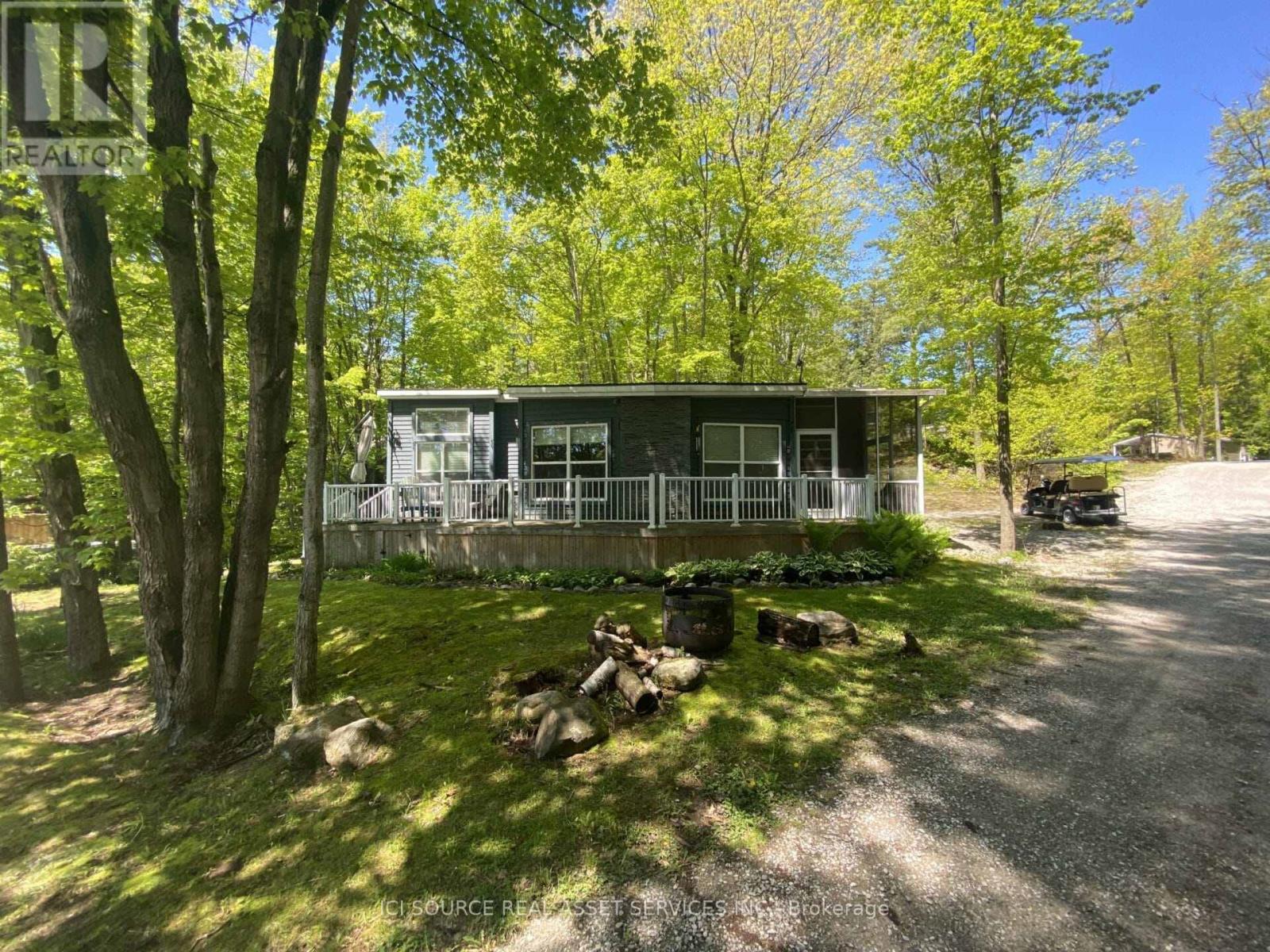 Smr114 - 1082 Shamrock Marina Road, Gravenhurst, Ontario  P0E 1N0 - Photo 3 - X12415551