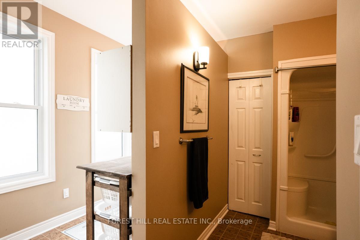 108 Cross Street E, Haldimand, Ontario  N1A 1B8 - Photo 14 - X12415648