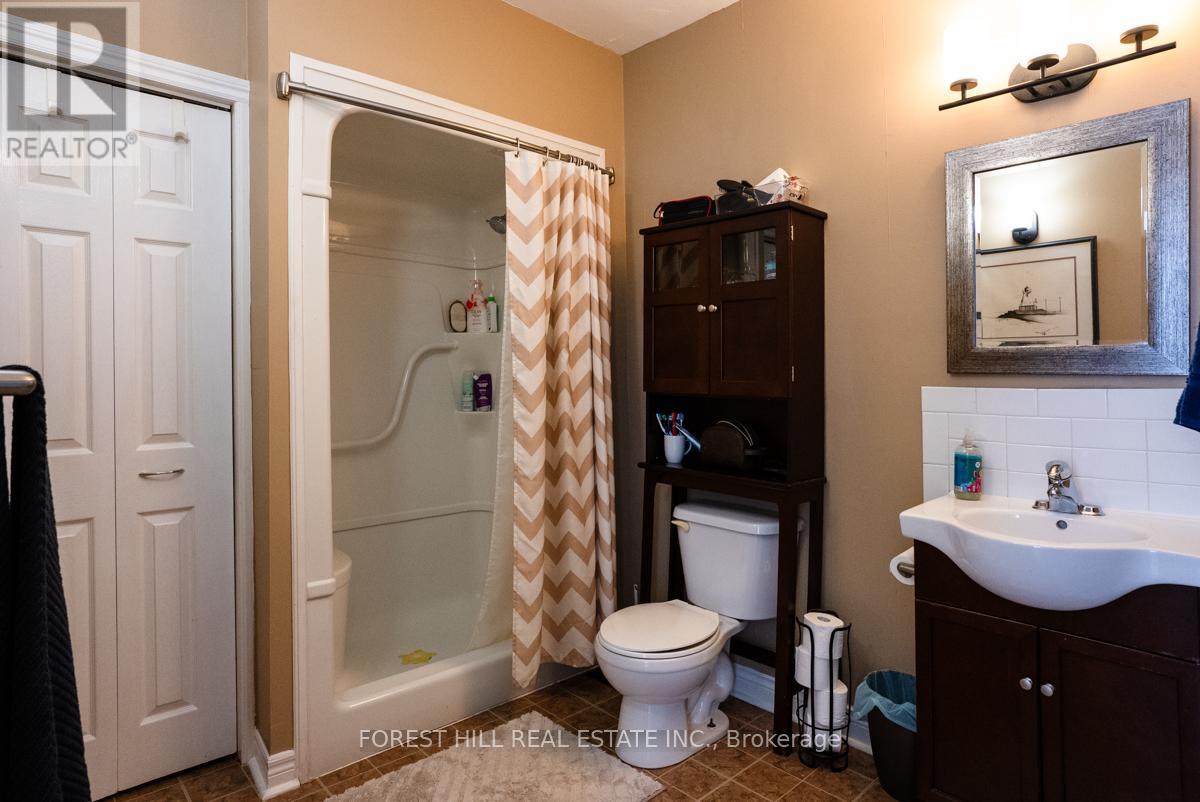 108 Cross Street E, Haldimand, Ontario  N1A 1B8 - Photo 16 - X12415648