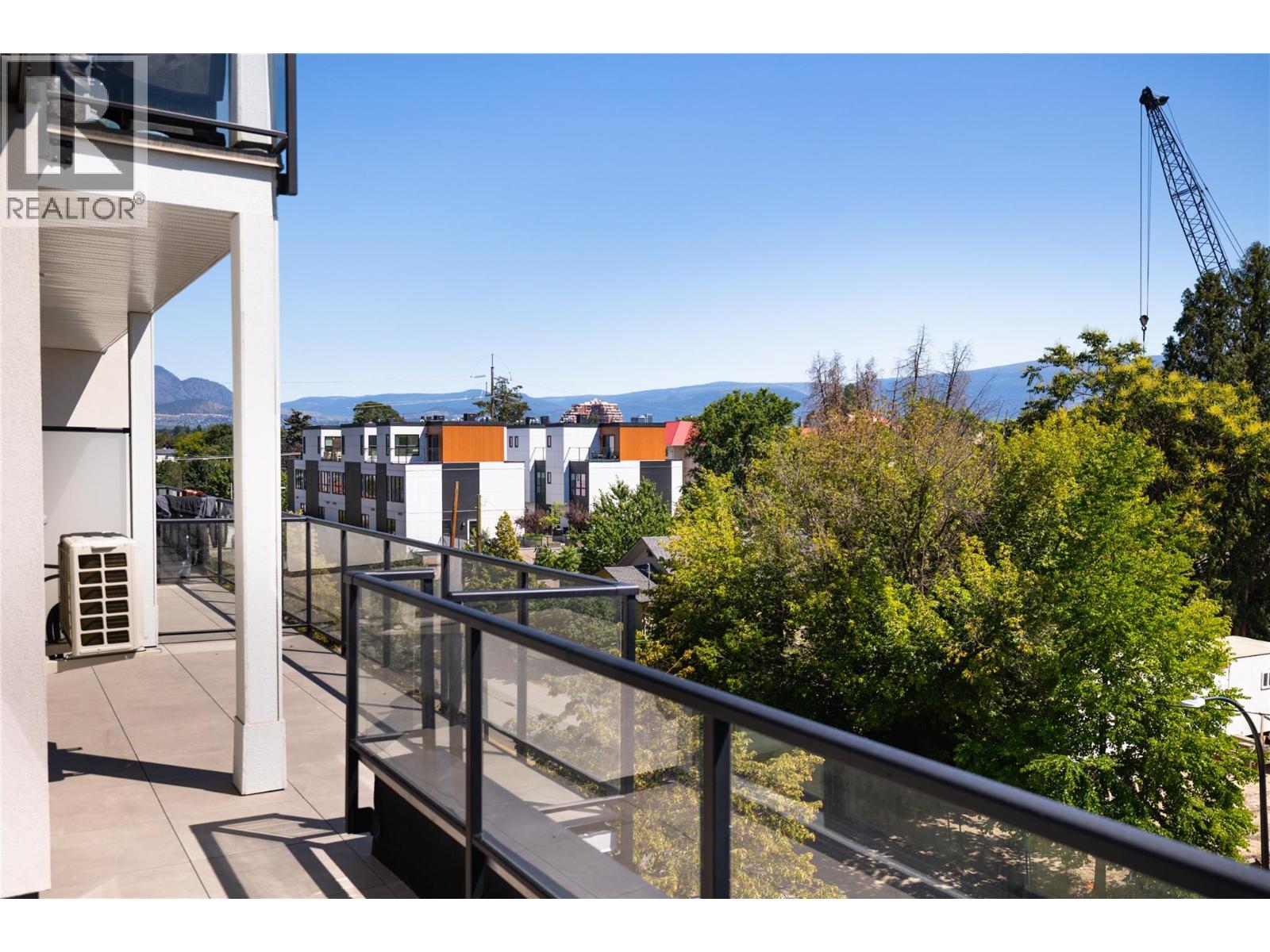 604 Cawston Avenue Unit# 415 Kelowna Photo 11