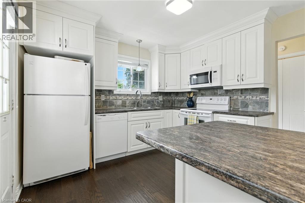 360 Silverbirch Boulevard, Glanbrook, Ontario  L0R 1W0 - Photo 5 - 40769337