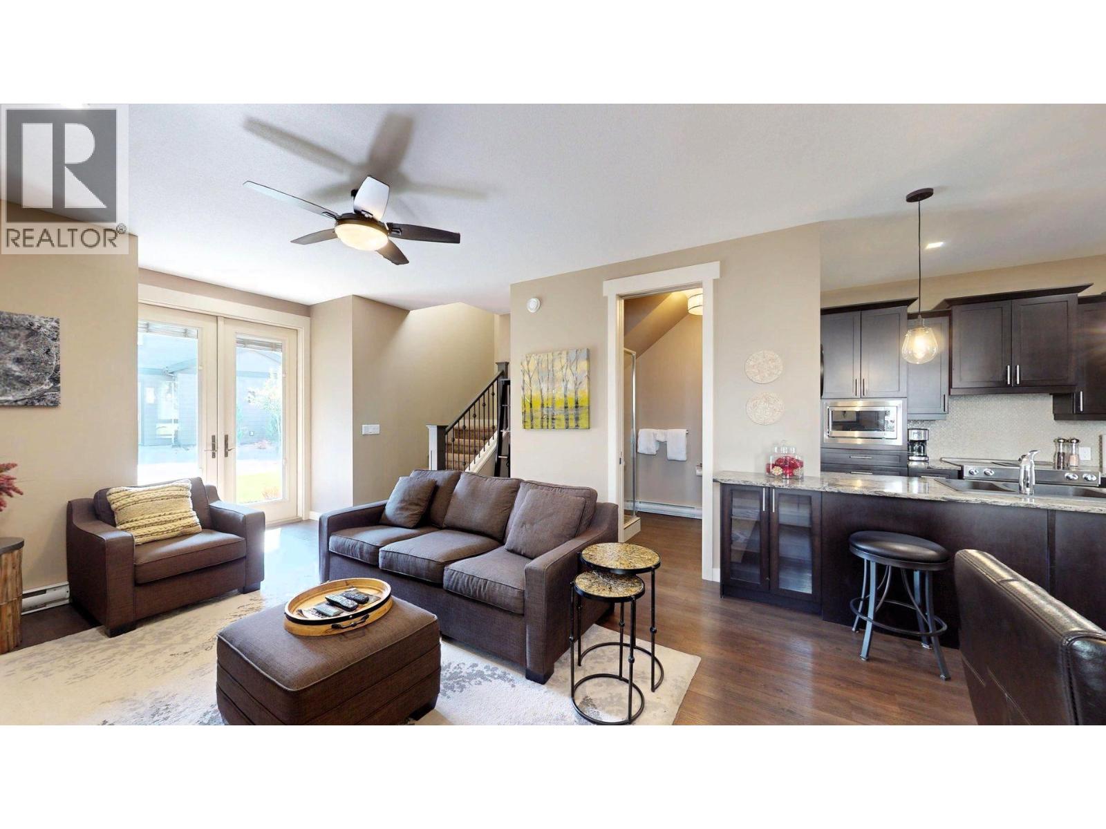 900 Bighorn Boulevard Unit# 916 C, Radium Hot Springs, British Columbia  V0A 1M0 - Photo 2 - 10363430