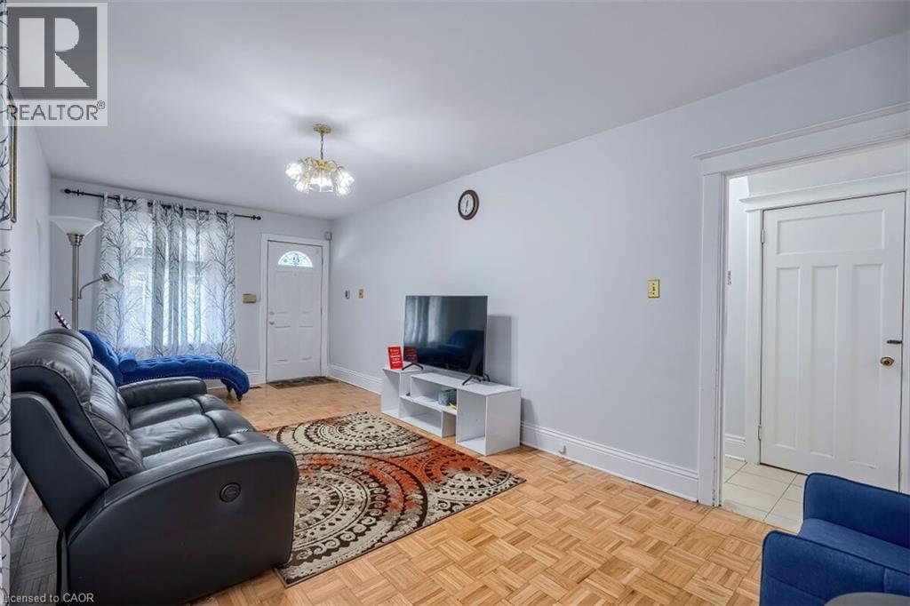 30 Webber Avenue, Hamilton, Ontario  L8N 1W3 - Photo 5 - 40771046