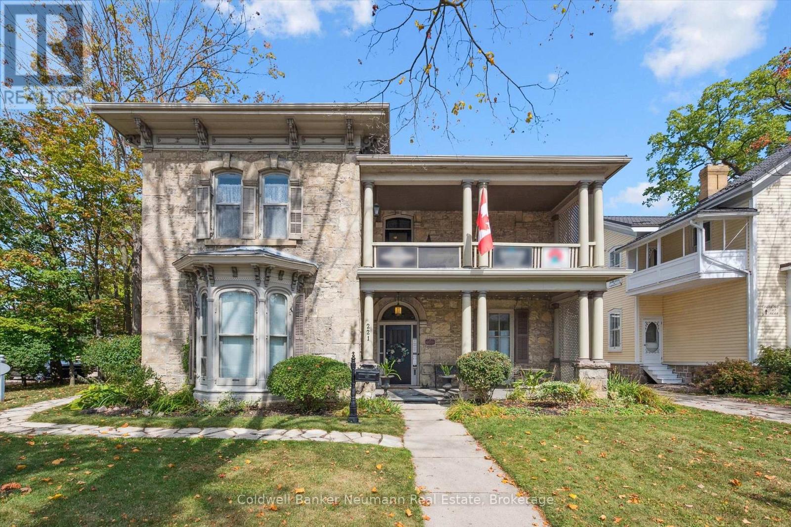 221 WOOLWICH STREET, Guelph, Ontario