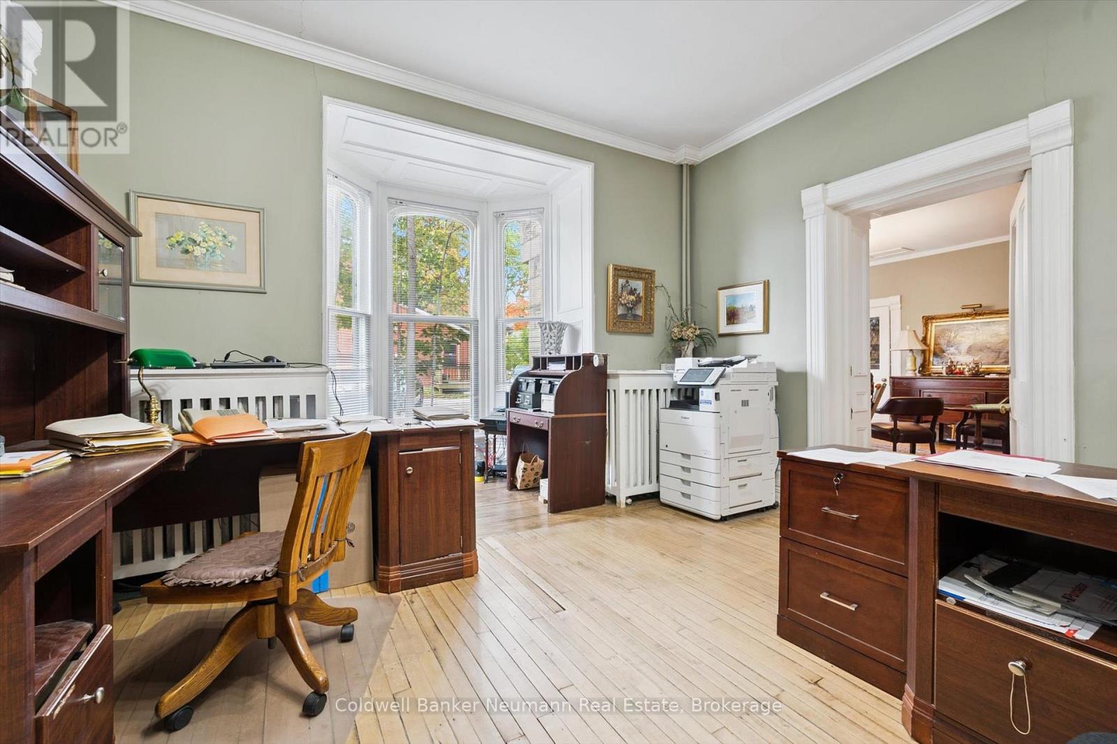 221 Woolwich Street, Guelph, Ontario  N1H 3V4 - Photo 19 - X12415793