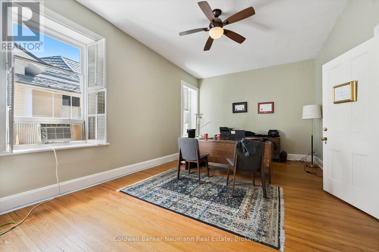 221 Woolwich Street, Guelph, Ontario  N1H 3V4 - Photo 27 - X12415793