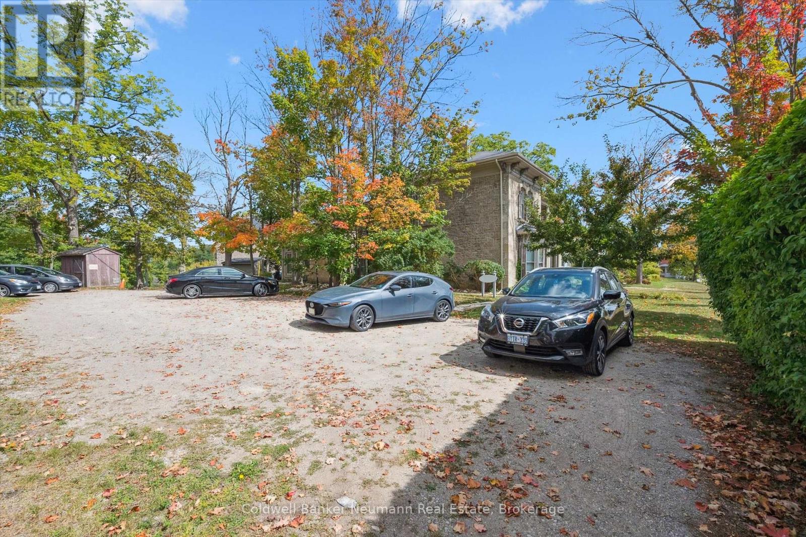 221 Woolwich Street, Guelph, Ontario  N1H 3V4 - Photo 43 - X12415793