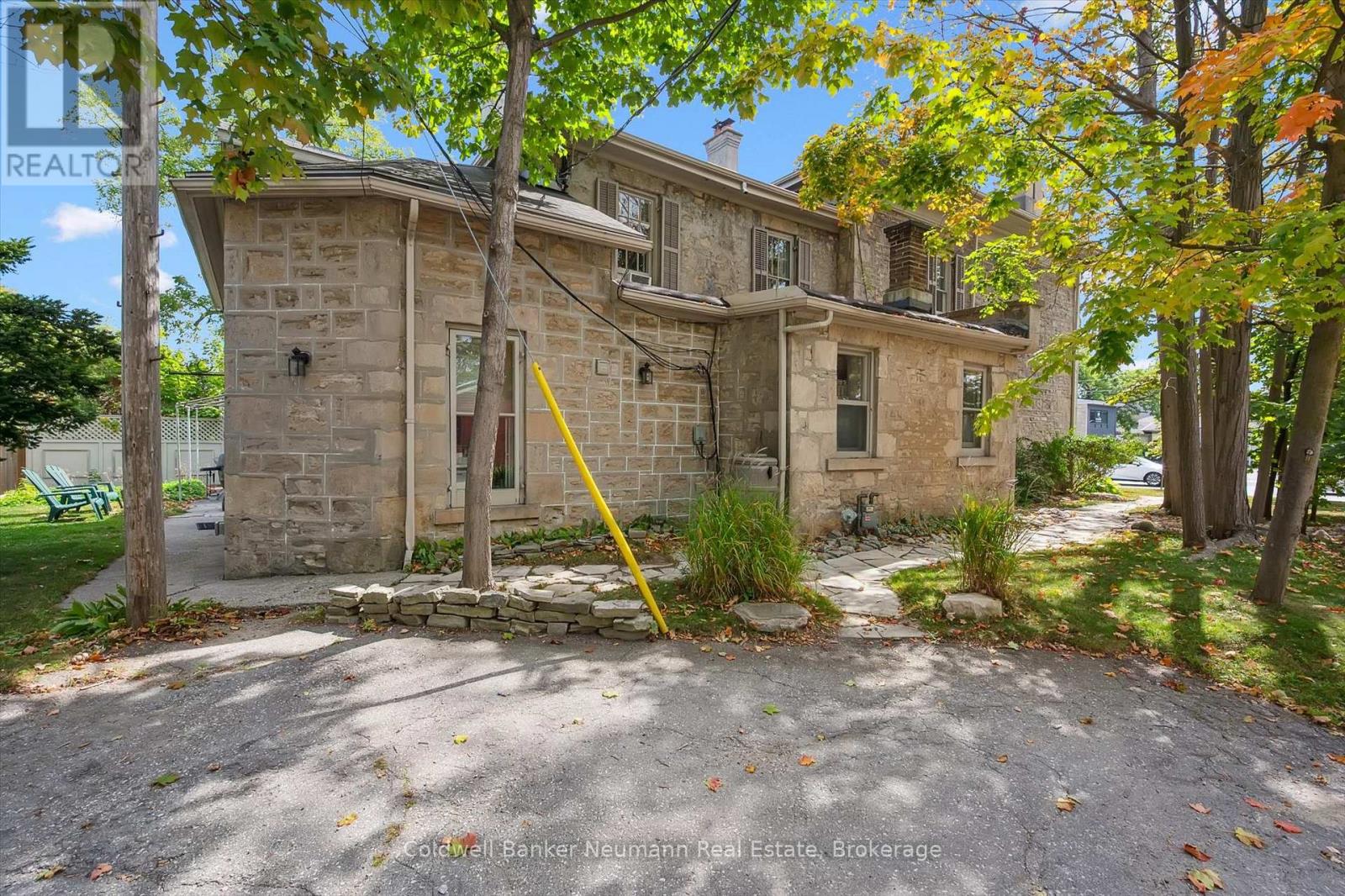 221 Woolwich Street, Guelph, Ontario  N1H 3V4 - Photo 44 - X12415793