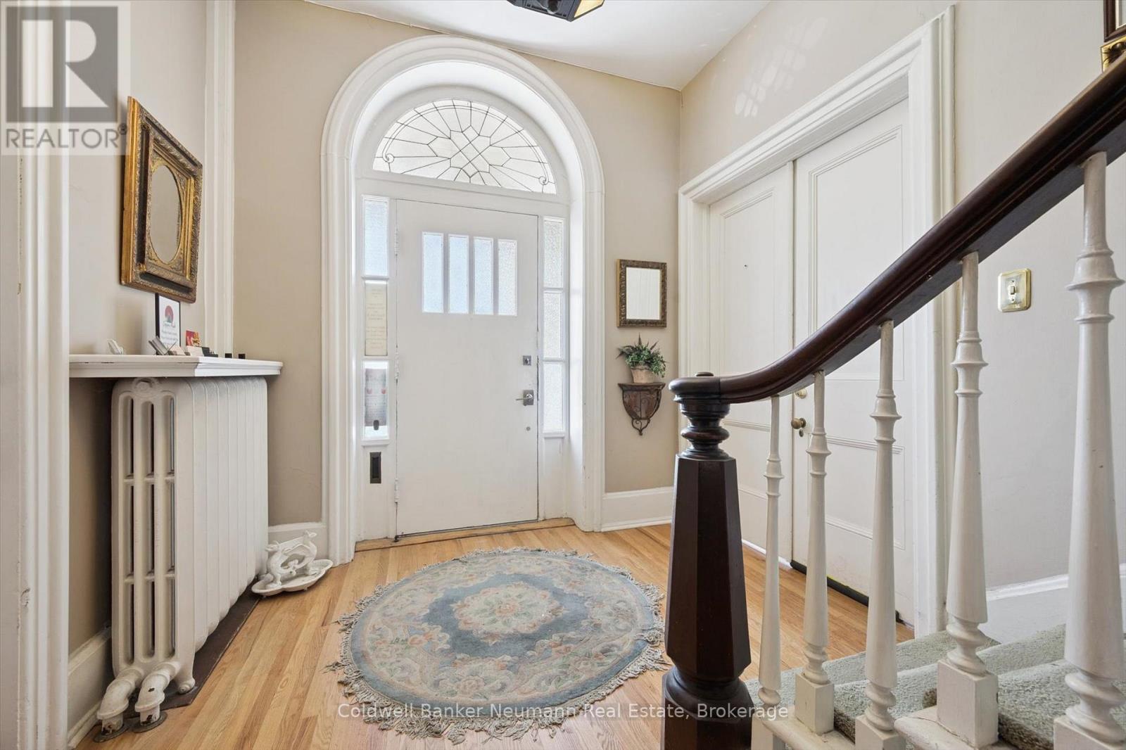 221 Woolwich Street, Guelph, Ontario  N1H 3V4 - Photo 5 - X12415793