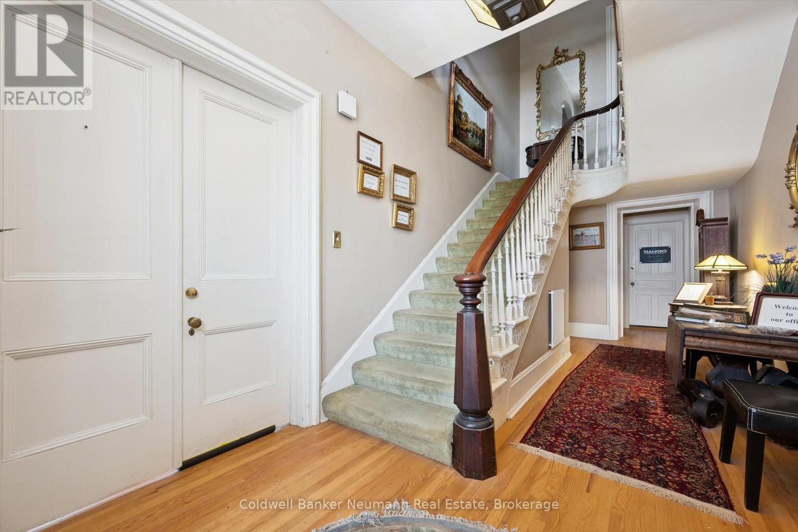 221 Woolwich Street, Guelph, Ontario  N1H 3V4 - Photo 6 - X12415793