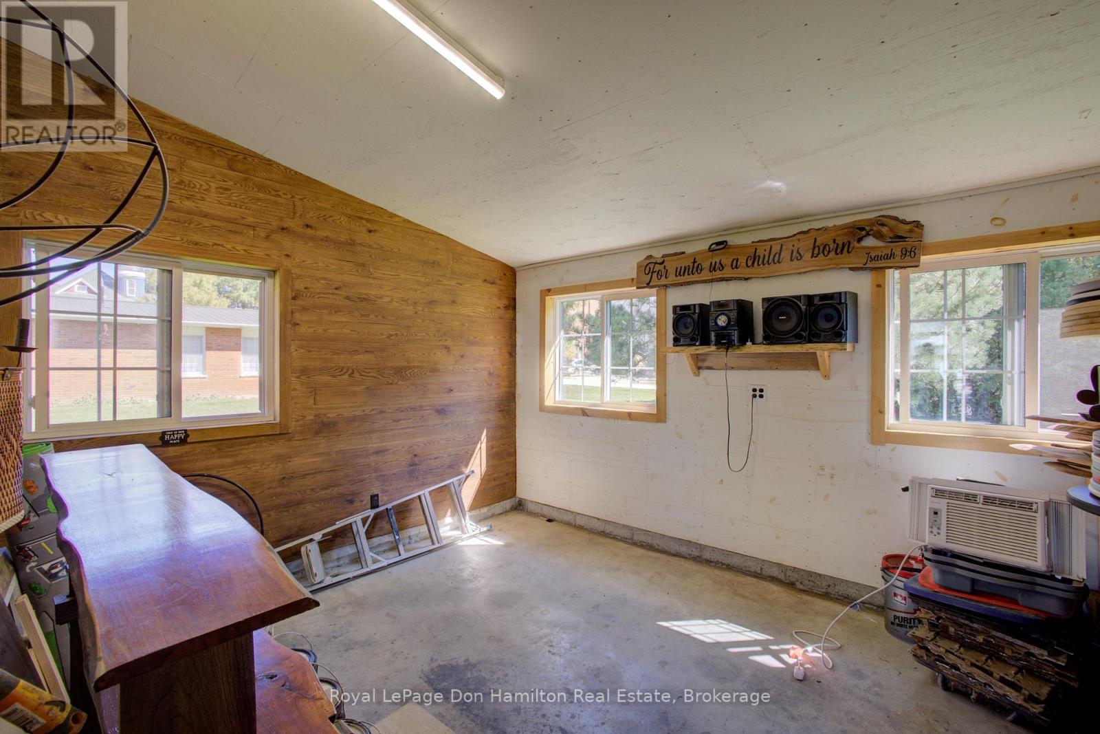 207 King Street, North Perth (Elma), Ontario  N0G 1B0 - Photo 30 - X12415823