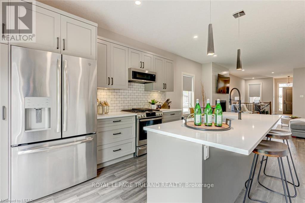 2129 Linkway Boulevard, London South, Ontario  N6K 0K8 - Photo 15 - X12415766
