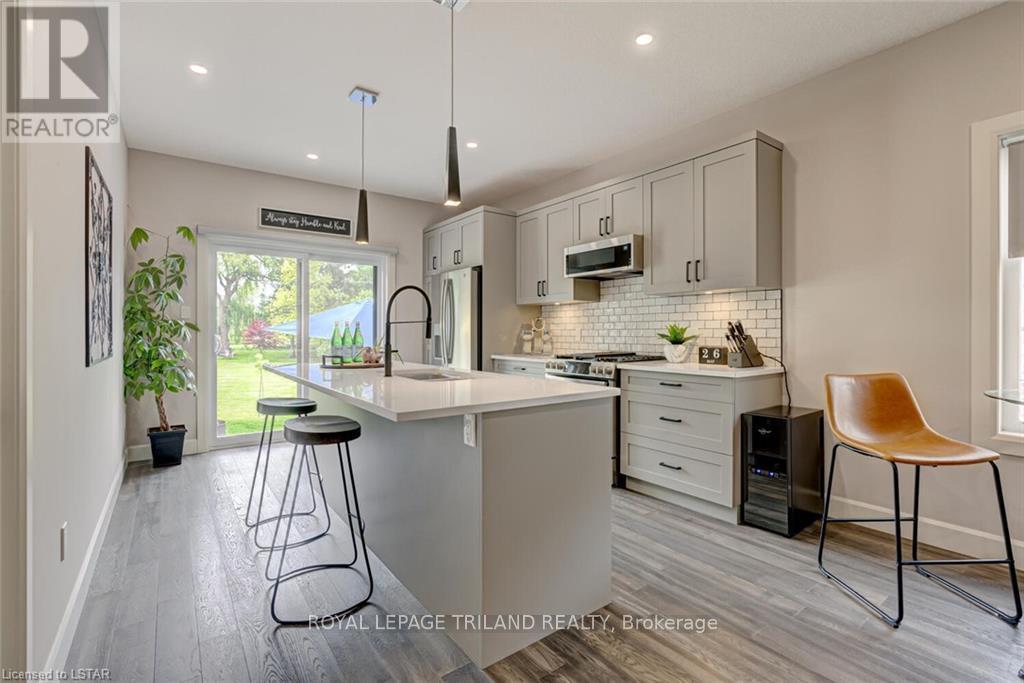 2129 Linkway Boulevard, London South, Ontario  N6K 0K8 - Photo 16 - X12415766