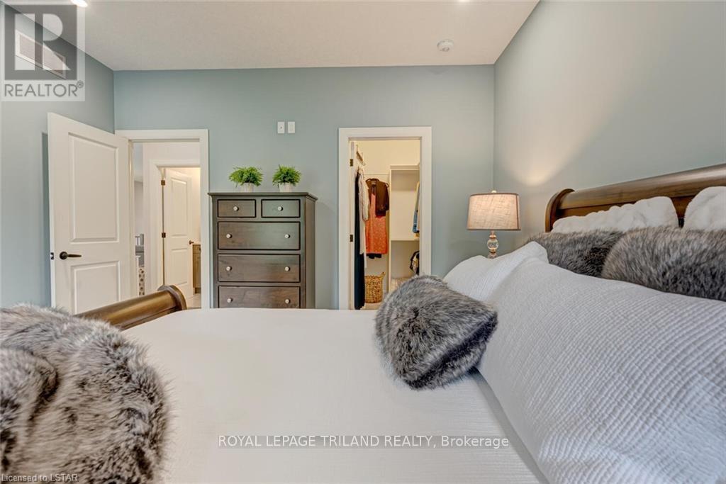 2129 Linkway Boulevard, London South, Ontario  N6K 0K8 - Photo 20 - X12415766