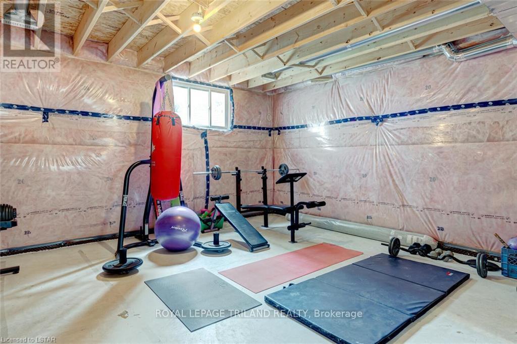 2129 Linkway Boulevard, London South, Ontario  N6K 0K8 - Photo 30 - X12415766