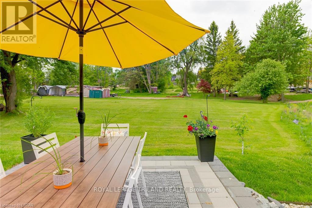 2129 Linkway Boulevard, London South, Ontario  N6K 0K8 - Photo 32 - X12415766