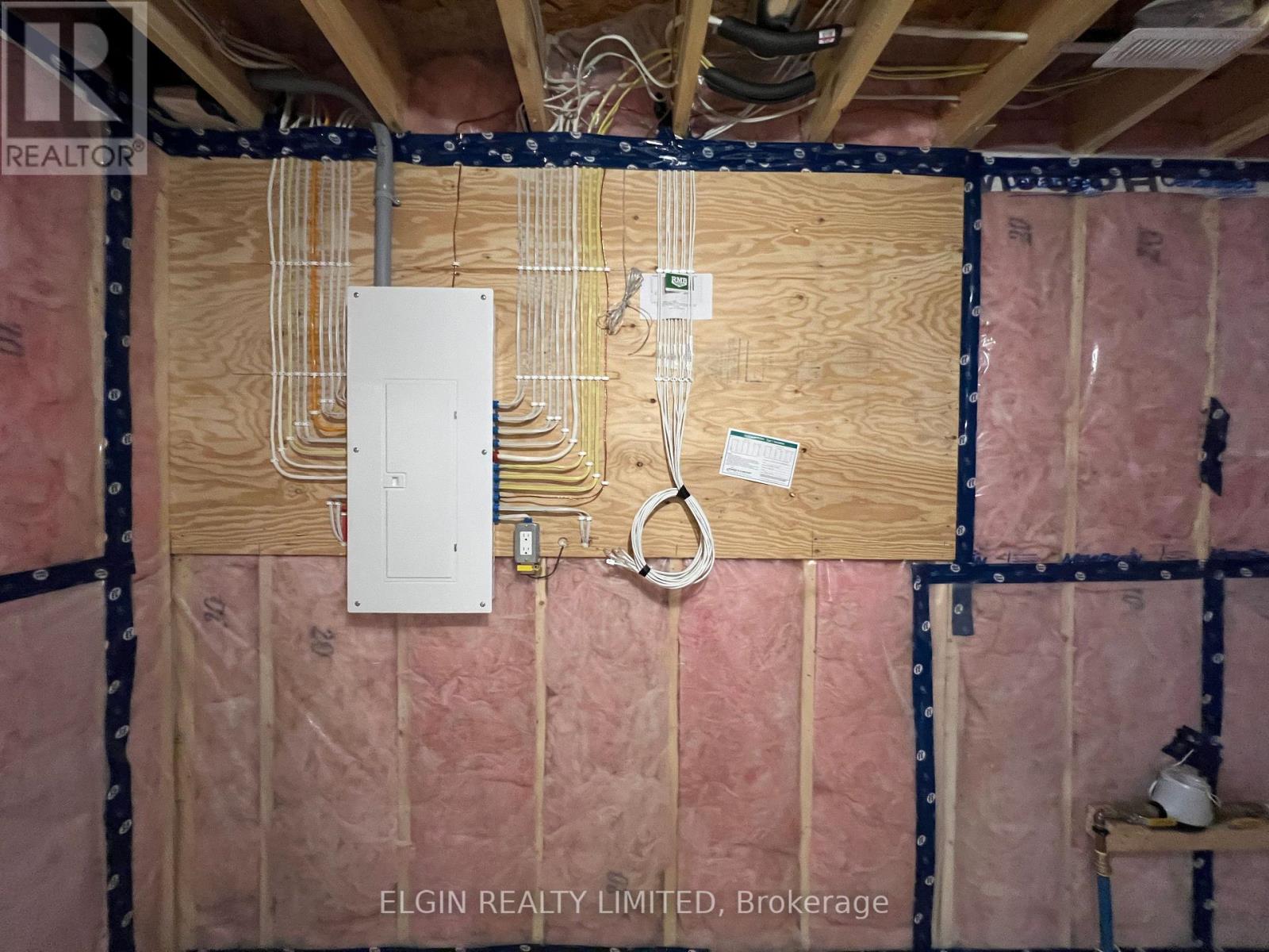 Photo 33 of 34 for 42197 Mcbain Line