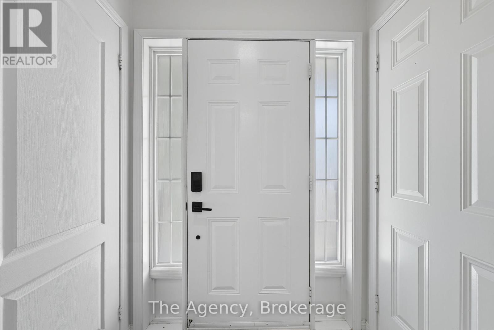 70 Cook Street, Kawartha Lakes, Ontario  K9V 0C7 - Photo 10 - X12415837