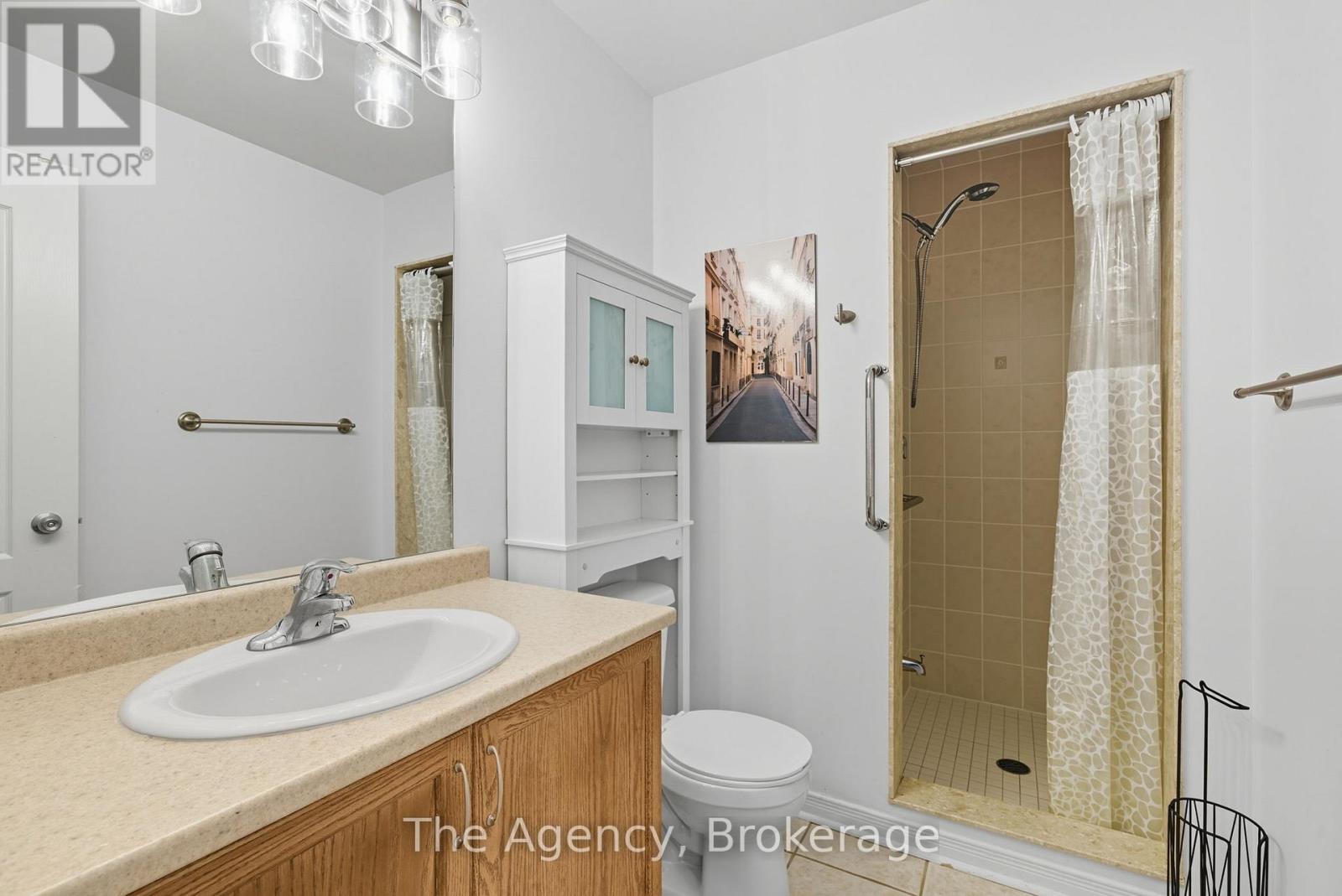 70 Cook Street, Kawartha Lakes, Ontario  K9V 0C7 - Photo 21 - X12415837