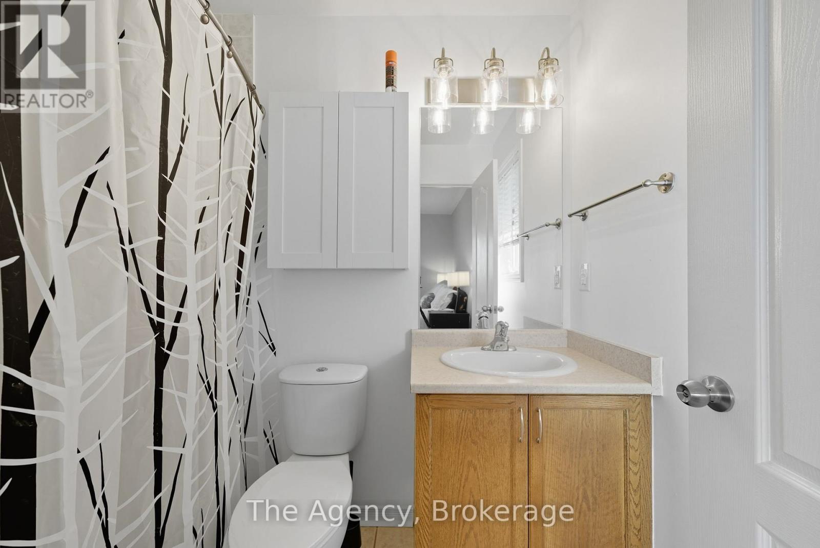 70 Cook Street, Kawartha Lakes, Ontario  K9V 0C7 - Photo 24 - X12415837