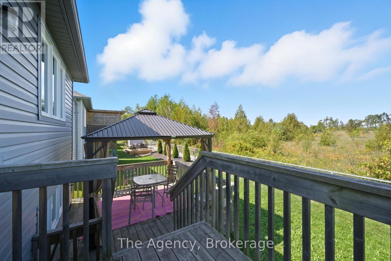 70 Cook Street, Kawartha Lakes, Ontario  K9V 0C7 - Photo 35 - X12415837