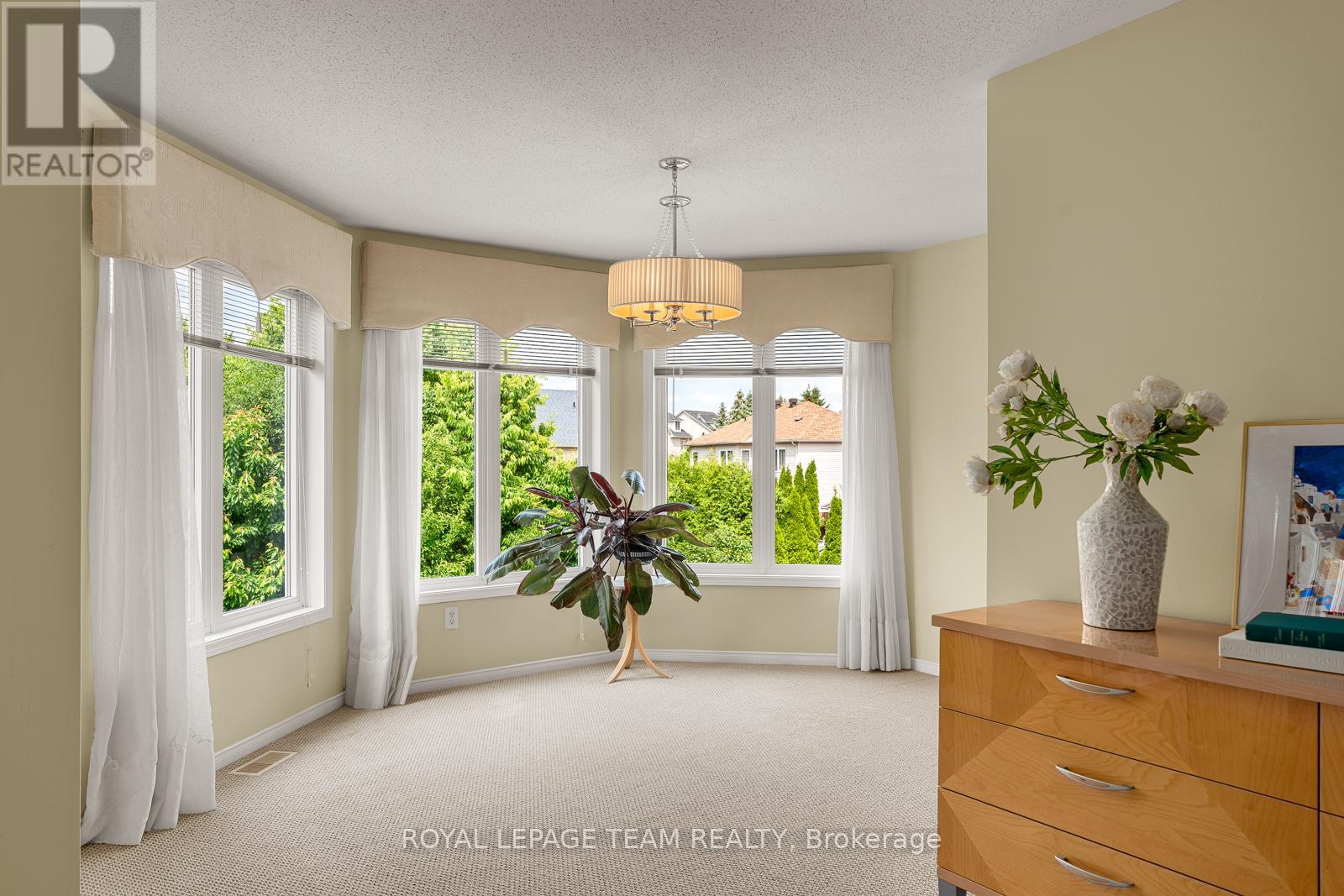 33 Valencia Street, Ottawa, Ontario  K2G 6T1 - Photo 22 - X12415855