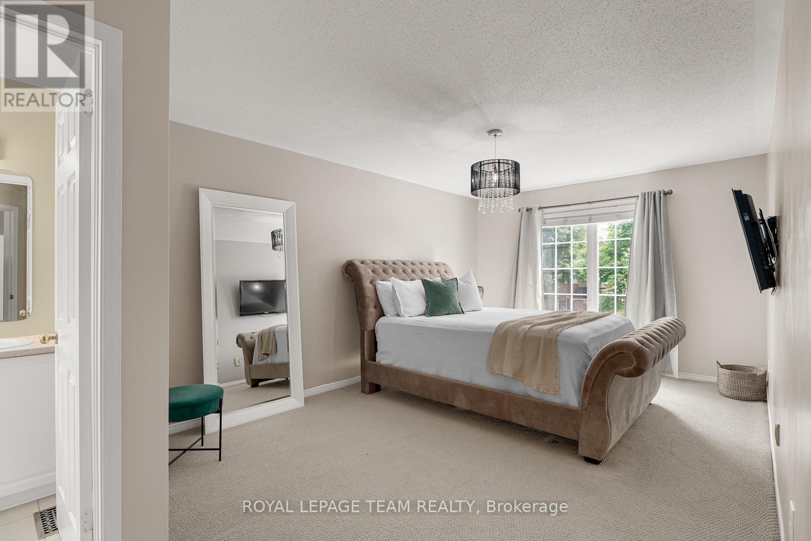 33 Valencia Street, Ottawa, Ontario  K2G 6T1 - Photo 24 - X12415855